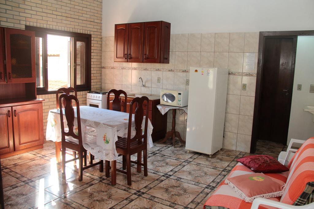 Residencial Aracua Hotel Bombinhas Room photo